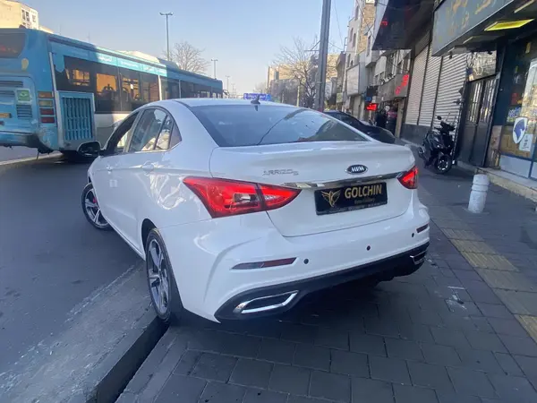 چری، آریزو 5T اسپرت FL