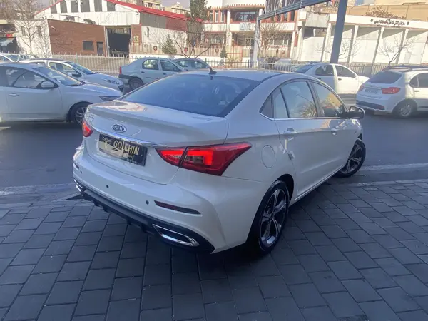 چری، آریزو 5T اسپرت FL