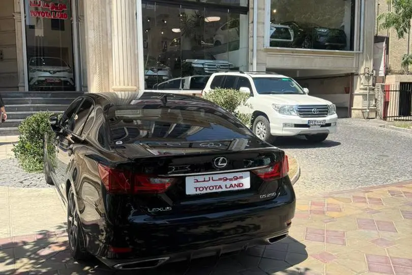 لکسوس،  GS