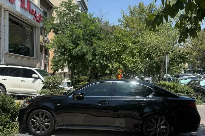 لکسوس،  GS