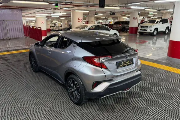 تویوتا، C-HR هیبرید
