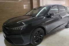 کی ام سی، J7
