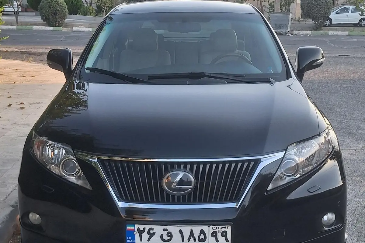 لکسوس،  RX