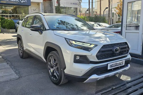 تویوتا، راوفور