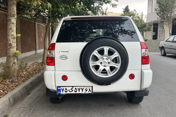 ام وی ام، X33