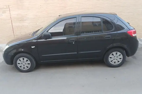 تیبا، هاچ بک