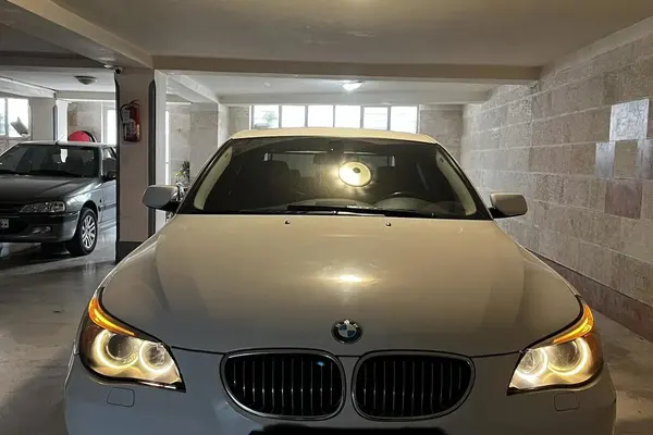 ب ام و، سری 5 سدان