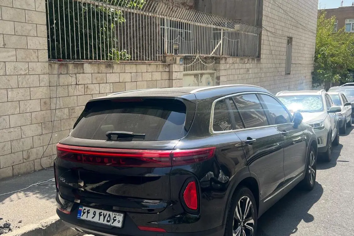 اسکای ول،  ET5