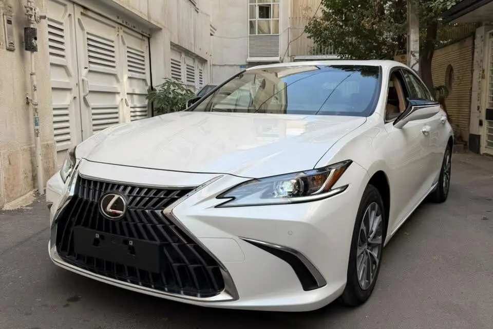 لکسوس،  ES هیبرید