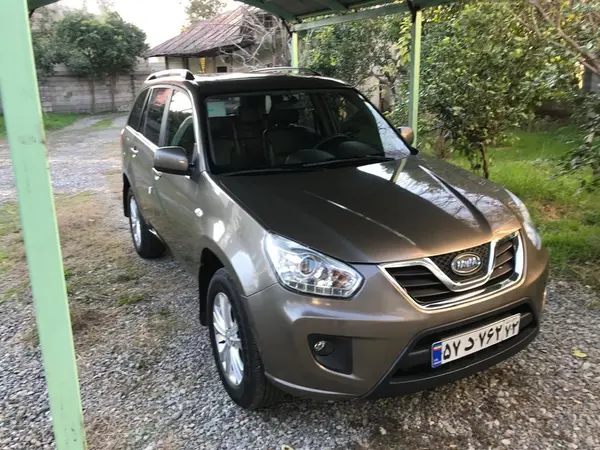 ام وی ام، X33