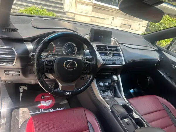 لکسوس  NX