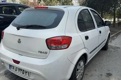 تیبا، هاچ بک