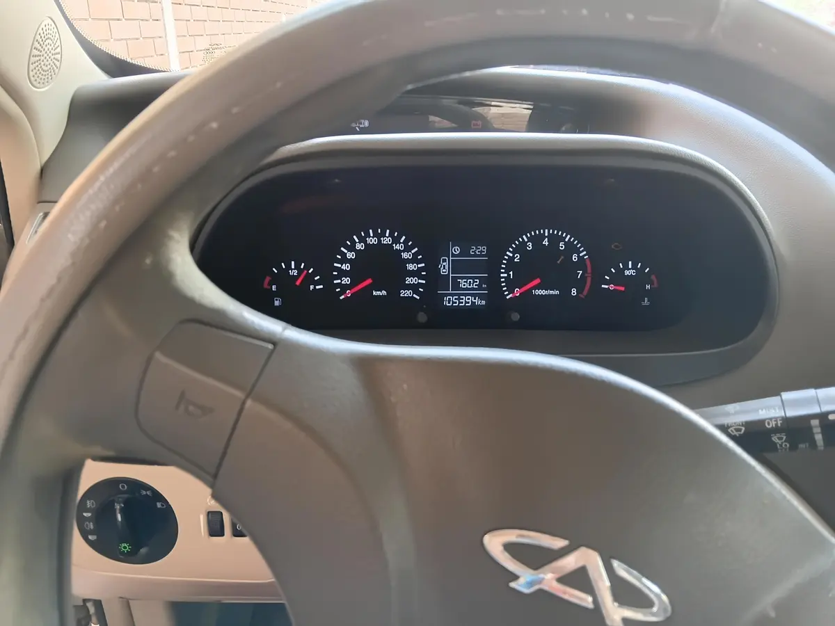 ام وی ام،  315هاچ بک