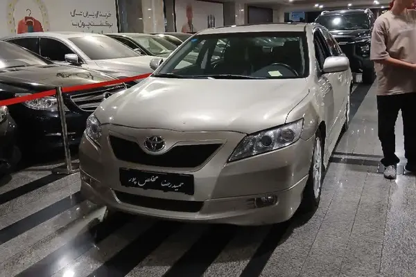 تویوتا  کمری