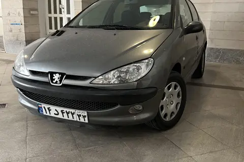 پژو، 206