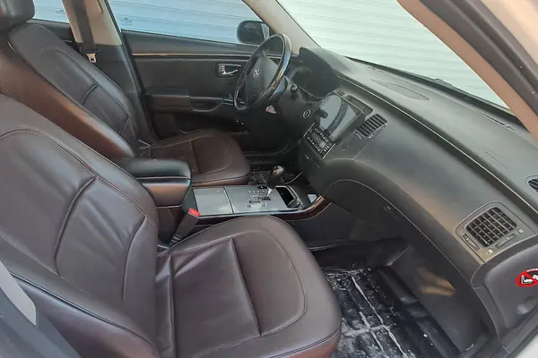 هیوندای، آزرا (گرنجور)