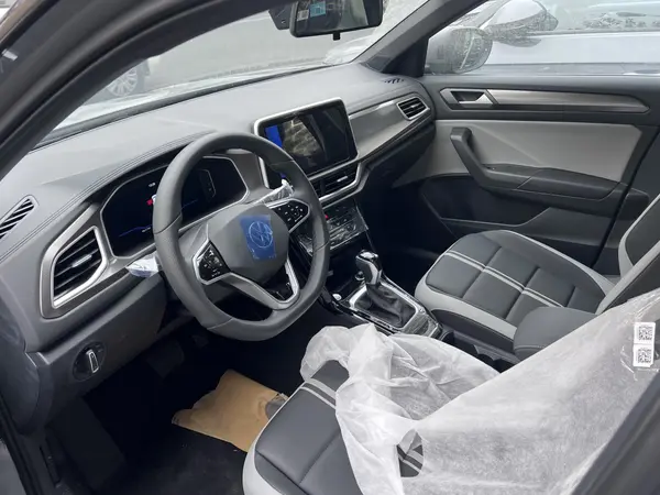 فولکس، تی راک