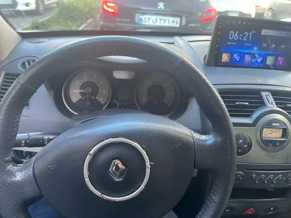 رنو، مگان (مونتاژ)