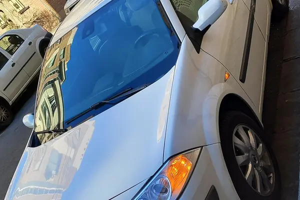 رنو، مگان (مونتاژ)