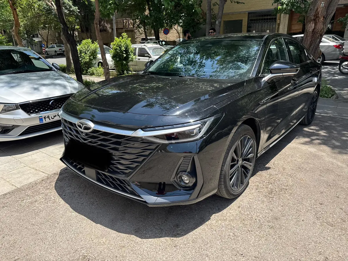 فونیکس،  آریزو 8 (Z8)