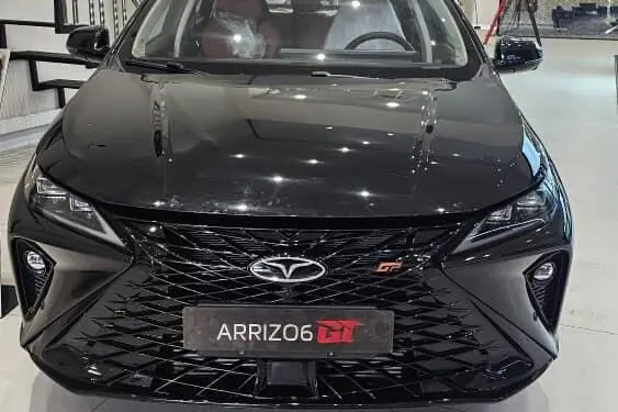 فونیکس، آریزو 6 جی تی (Z6 GT)