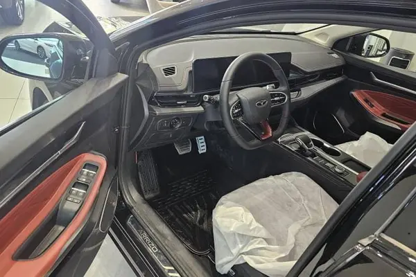 فونیکس، آریزو 6 جی تی (Z6 GT)