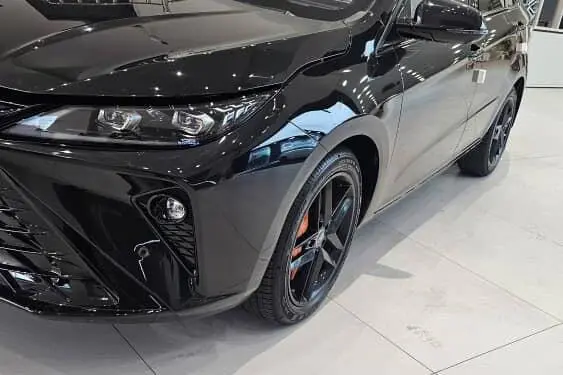 فونیکس، آریزو 6 جی تی (Z6 GT)