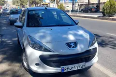 پژو، 207