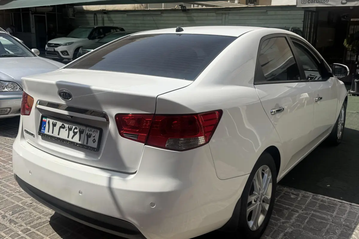 کیا،  سراتو (مونتاژ)