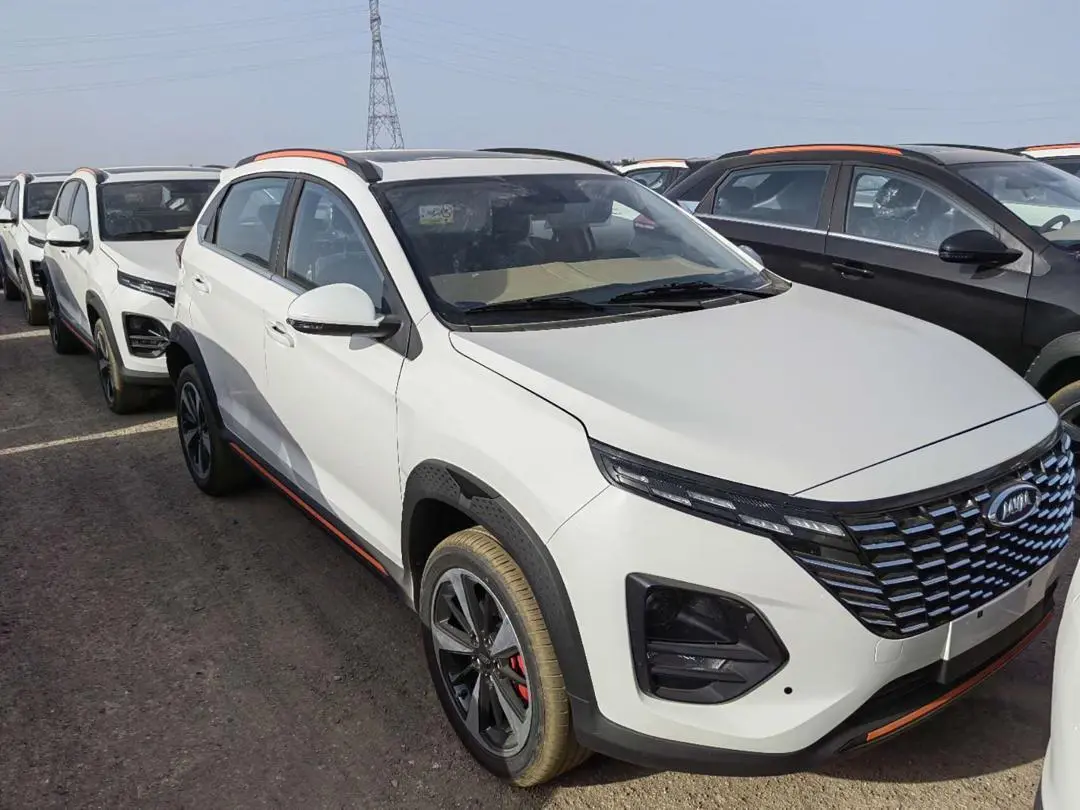 ام وی ام،  X33 کراس