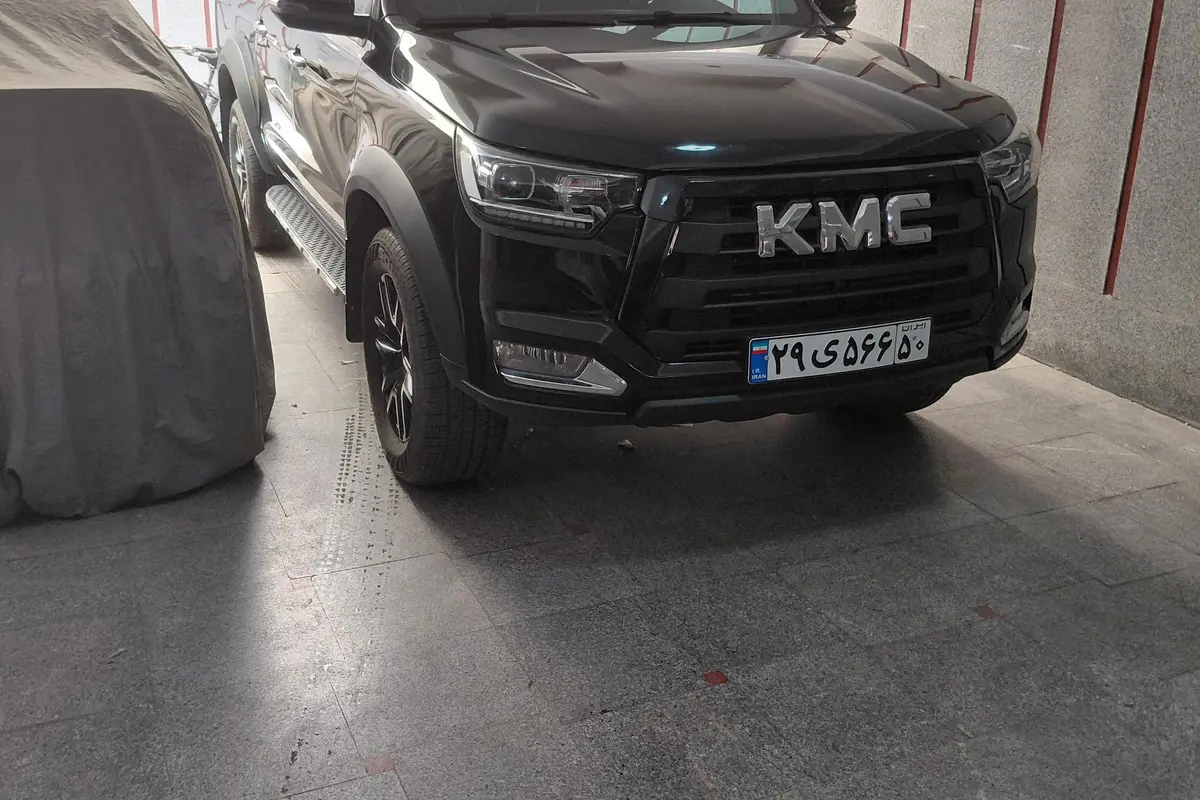 کی ام سی  T8