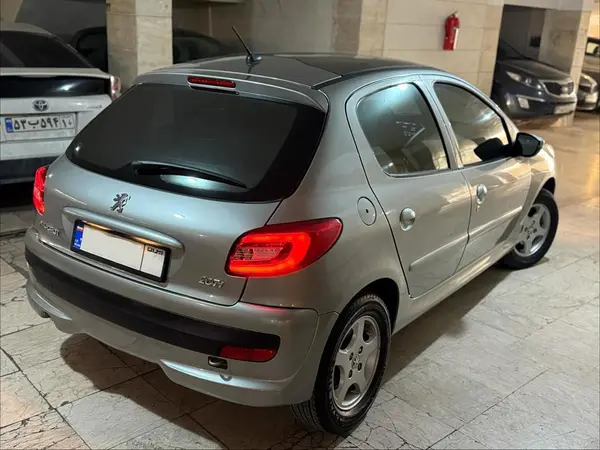 پژو  207