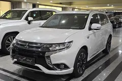 میتسوبیشی، اوتلندر PHEV