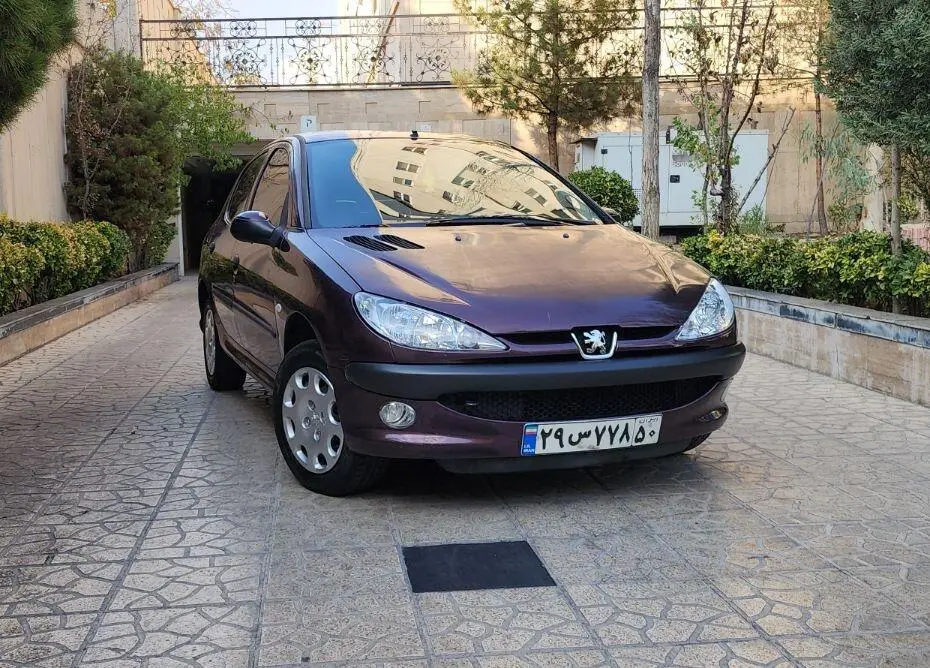 پژو،  206