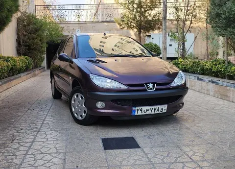 پژو، 206