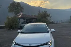 تویوتا، لوین هیبرید