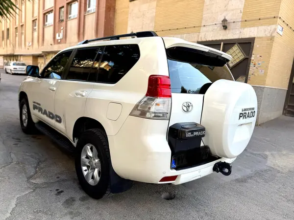 تویوتا، پرادو  چهار در
