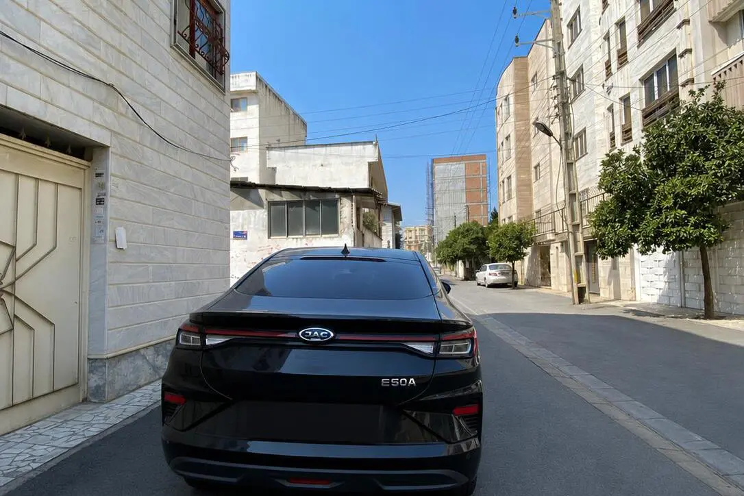 کی ام سی،  eJ7