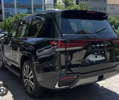 لکسوس، LX