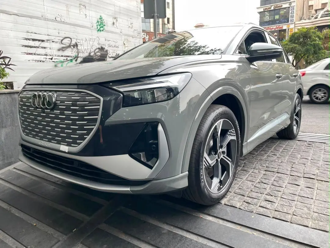آئودی،  Q4 e-tron