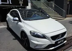 ولوو، V40
