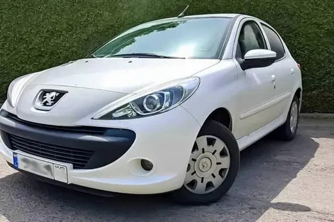 پژو، 207