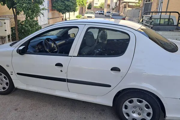 پژو  206 SD