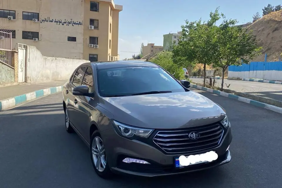بسترن،  B30