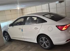 ام جی، 5