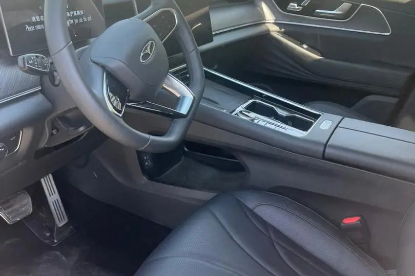 فونیکس  F9