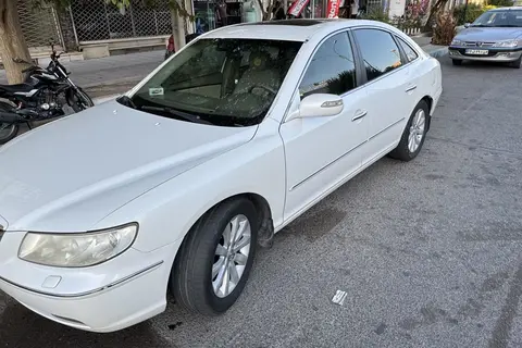 هیوندای، آزرا (گرنجور)