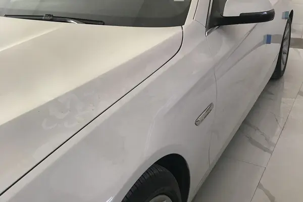 ب ام و، سری 5 سدان