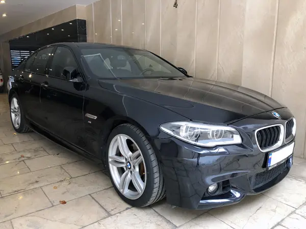 ب ام و، سری 5 سدان