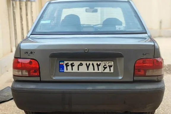 پراید، صندوق دار